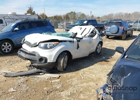 2019 Kia Soul z USA, uszkodzony, nr VIN KNDJN2A24K7635699